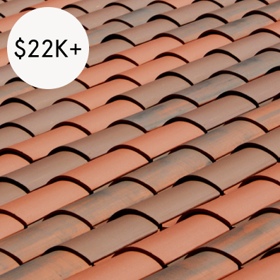 粘土和混凝土瓷砖- 22,000 - 50,000美元超级耐用，但价格昂贵。它们也很重，可能需要额外的费用来加固屋顶结构，以支撑瓦片的重量。图片来自Verea Clay Tile